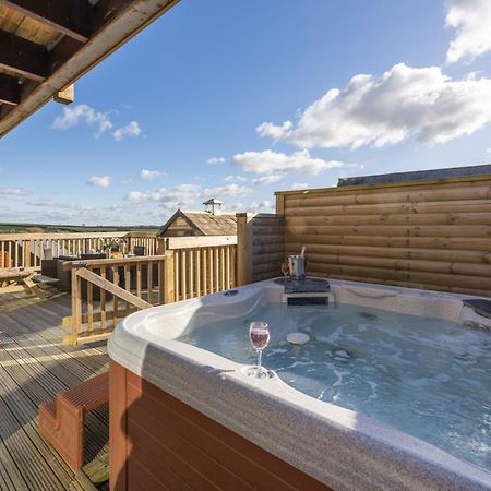 Lodge 40, Retallack Resort & Spa 세인트컬럼메이져 외부 사진